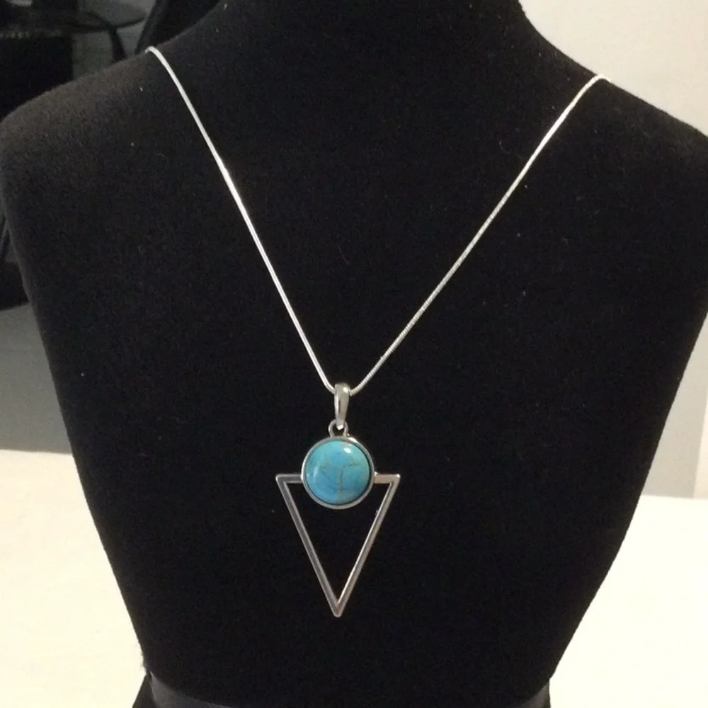 Turquoise and Silver Color Geometric Pendant Necklace *